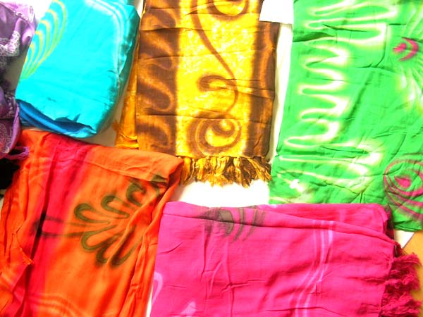 Indonesia styled fashion sarong with art designs, Canada factory online