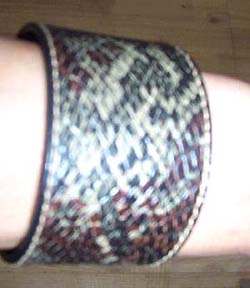 Wholesale leather belt, assorted color and style in animal skin design