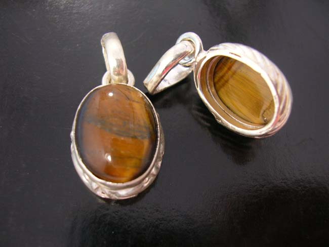 Tigers eye gemstones, exotic jewelry, sterling silver fashion wear, quality pendant charms, flashing designs      