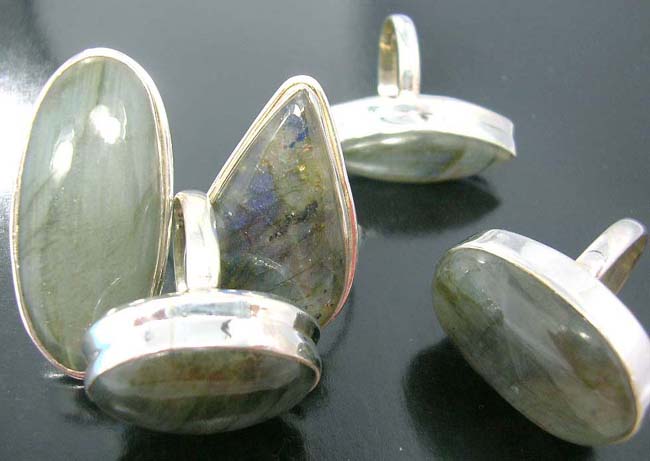 Emerald costume jewelry, gemstone accessory, sterling silver gift products, womens fantasy rings, artisan inspired ring