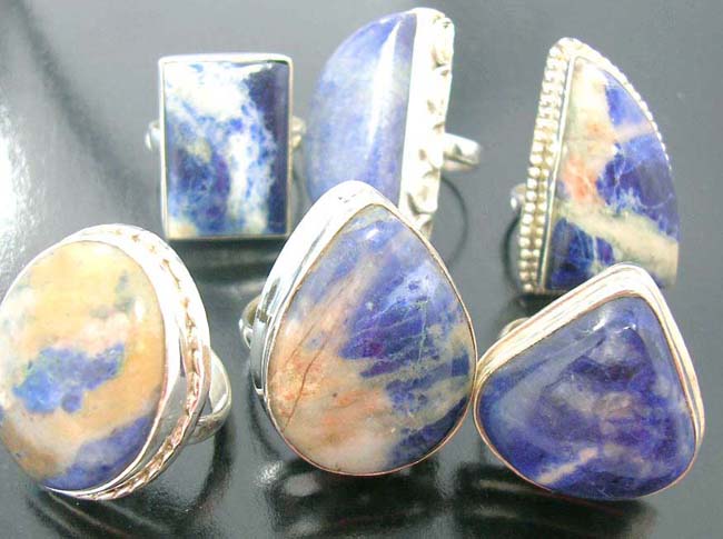 Costume jewelry, beauty rings, gemstone fashions, ladies antique designed accessories, artisan wear, unique apparel
