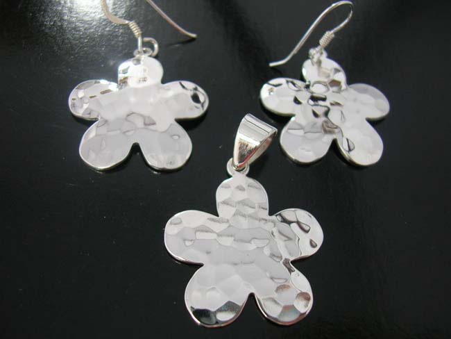 Exotic silver accessories, hot fashion pendant, fancy earrings, stylish jewelry set, fantasy collectibles
