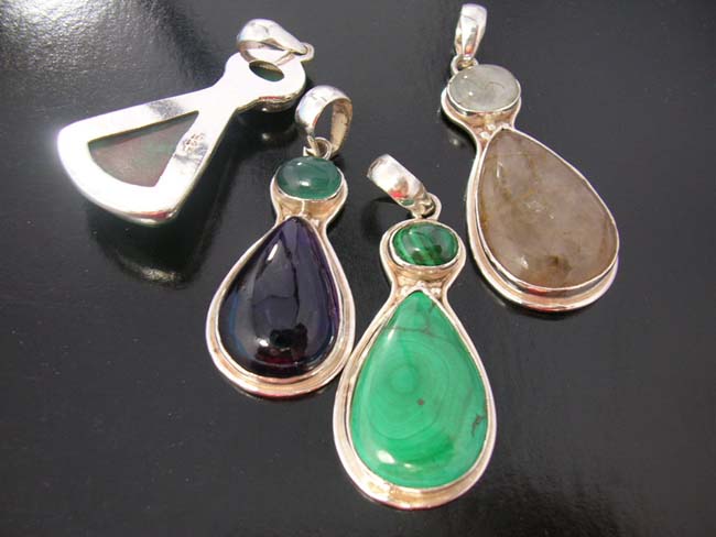 beautiful gift ideas, sterling silver jewelry, ladies exotic charms, vintage designed collectibles, costume necklace      