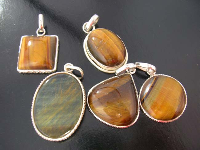 Costume fashion jewelry, designer pendant wear, ladies high style necklaces, sterling silver gift, crafted designs      